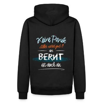 Bernt - Keine Panik. Alles wird gut - Männer Premium Bio Hoodie - Schwarz - Hinten - Nico (187cm)