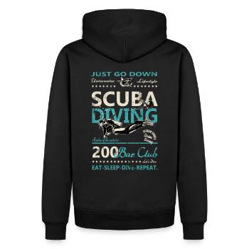 Tauchen Vintage Retro Hai 200 bar Club - Männer Premium Bio Hoodie - Schwarz - Hinten - Nico (187cm)