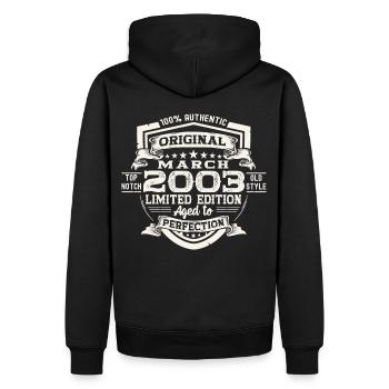 20. Geburtstag Mann Original März Jahrgang 2003 - Männer Premium Bio Hoodie - Schwarz - Hinten - Nico (187cm)