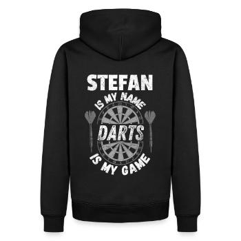 Darts Design von Stefans Namen. Dart-Geschenke - Männer Premium Bio Hoodie - Schwarz - Hinten - Nico (187cm)