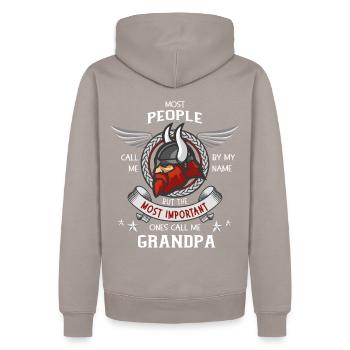 Viking Grandpa Wikinger Opa Großvater Enkel Kinder - Männer Premium Bio Hoodie - Taupe - Hinten - Nico (187cm)