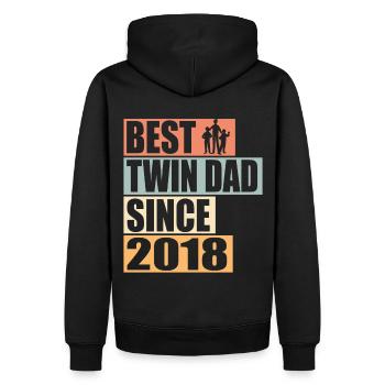 Zwillinge Vater Zwillingsvater seit 2018 - Männer Premium Bio Hoodie - Schwarz - Hinten - Nico (187cm)