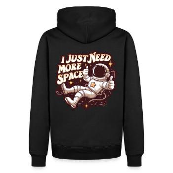 Astronaut Lustiger Spruch I Need More Space - Männer Premium Bio Hoodie - Schwarz - Hinten - Nico (187cm)