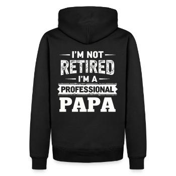 Professioneller Papa Kein Ruhestand Rente Rentner - Männer Premium Bio Hoodie - Schwarz - Hinten - Nico (187cm)