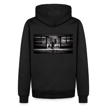 Street Ghetto Photography Black and White Shirt - Männer Premium Bio Hoodie - Schwarz - Hinten - Nico (187cm)
