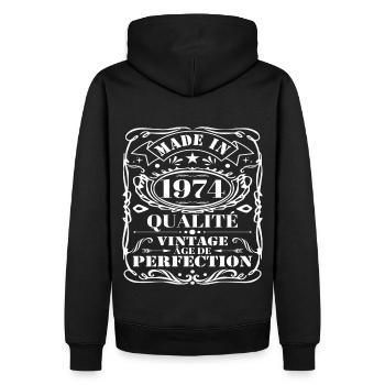 Made in 1974 vintage âge de perfection cadeau - Sweat à capuche Premium bio Homme - noir - Dos - Nico (187cm)