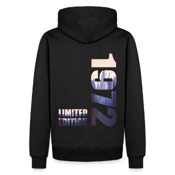1972. Limited Edition T-Shirt Geburtstags Idee - Männer Premium Bio Hoodie - Schwarz - Hinten - Nico (187cm)