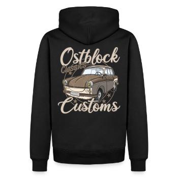 Trabi Trabbi  Pappe DDR Fahrzeug Classic - Männer Premium Bio Hoodie - Schwarz - Hinten - Nico (187cm)