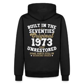 Built in the seventies 1973 49. Geburtstag Herren - Männer Premium Bio Hoodie - Schwarz - Hinten - Nico (187cm)