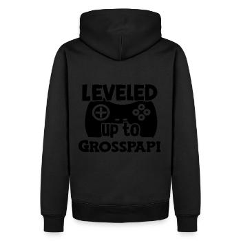 Leveled to Grosspapi befördert zum Grosspapi Opa - Männer Premium Bio Hoodie - Schwarz - Hinten - Nico (187cm)
