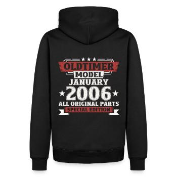 18. Geburtstag Oldtimer Januar Jahrgang 2006 - Männer Premium Bio Hoodie - Schwarz - Hinten - Nico (187cm)