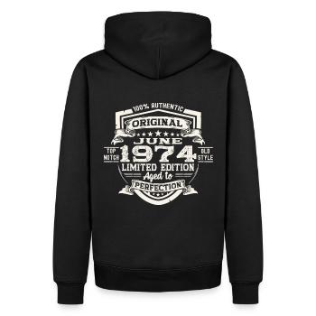 49e anniversaire Juin Millésime 1974 Bouclier Original - Sweat à capuche Premium bio Homme - noir - Dos - Nico (187cm)