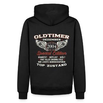 19. Geburtstag Oldtimer Dezember Jahrgang 2004 - Männer Premium Bio Hoodie - Schwarz - Hinten - Nico (187cm)