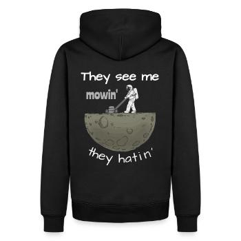 They See Me Mowin They Hatin Rasenmäher lustig - Männer Premium Bio Hoodie - Schwarz - Hinten - Nico (187cm)