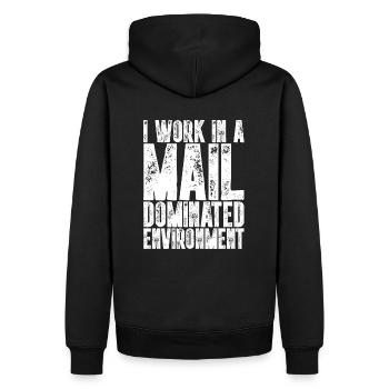 I Work In A Mail Dominated Environment I Postler - Männer Premium Bio Hoodie - Schwarz - Hinten - Nico (187cm)