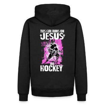 THIS GIRL RUNS ON JESUS AND HOCKEY - Männer Premium Bio Hoodie - Schwarz - Hinten - Nico (187cm)