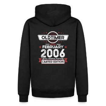 18. Geburtstag Oldtimer Februar Jahrgang 2006 - Männer Premium Bio Hoodie - Schwarz - Hinten - Nico (187cm)