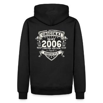 Anniversaire 2006 Mai 2006 Millésime 2006 Légende 06 - Sweat à capuche Premium bio Homme - noir - Dos - Nico (187cm)