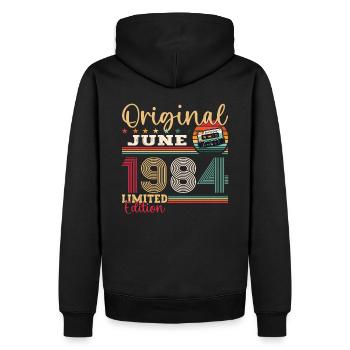 Kassette Juni 1984 Jahrgang 1984 Geburtstag 1984 - Männer Premium Bio Hoodie - Schwarz - Hinten - Nico (187cm)