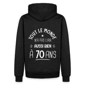 70 ans anniversaire 70 ans Cadeau 70 ans - Sweat à capuche Premium bio Homme - noir - Dos - Nico (187cm)