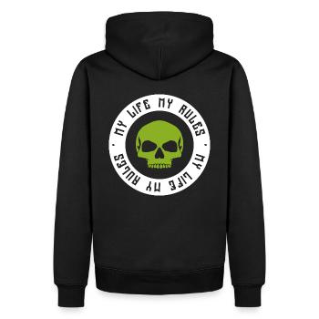 Outlaw Totenkopf - Männer Premium Bio Hoodie - Schwarz - Hinten - Nico (187cm)