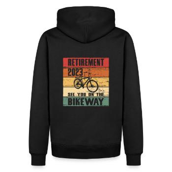 Pension Rente 2023 Rentner Fahrrad fahren Vintage - Männer Premium Bio Hoodie - Schwarz - Hinten - Nico (187cm)