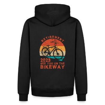 Pension Rente 2023 Rentner Fahrrad fahren Vintage - Männer Premium Bio Hoodie - Schwarz - Hinten - Nico (187cm)