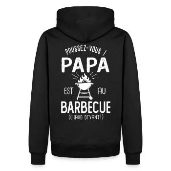 Papa est au barbecue cadeau humour papa BBQ - Sweat à capuche Premium bio Homme - noir - Dos - Nico (187cm)