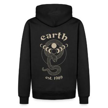 Gefahr Nudeln - Männer Premium Bio Hoodie - Schwarz - Hinten - Nico (187cm)