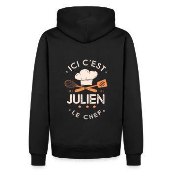 Julien Chef Ici c est julien le chef cuisinier - Sweat à capuche Premium bio Homme - noir - Dos - Nico (187cm)