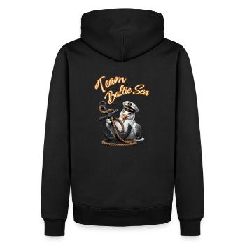 Team Baltic Sea Lustige Möwe mit Anker-Ostsee - Männer Premium Bio Hoodie - Schwarz - Hinten - Nico (187cm)