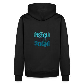 Verfolge deine Träume - Männer Premium Bio Hoodie - Schwarz - Hinten - Nico (187cm)