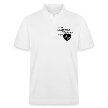 Sweetest Medicine Medizin Arzt Geschenk Spruch - Stanley/Stella Unisex Bio-Poloshirt PREPSTER - Weiß - Vorne - Roxy (174cm) & Andy (188cm)