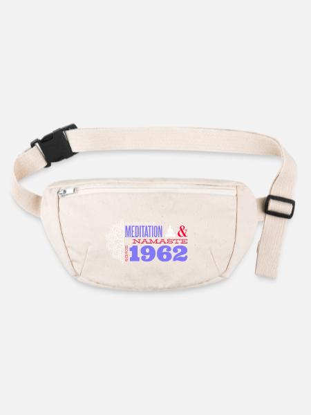 Meditation seit 1962 - 63 Jahre Ruhe & - Stanley/Stella recycelte Gürteltasche - Naturweiß - Vorne