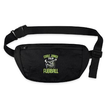 Coole Jungs spielen Fußball – Dynamisches Design - Stanley/Stella recycelte Gürteltasche - Schwarz - Vorne