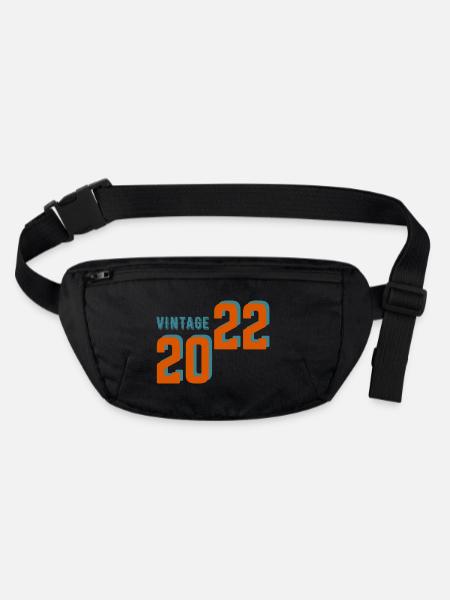 Vintage Retro 2022 - Stanley/Stella recycelte Gürteltasche - Schwarz - Vorne