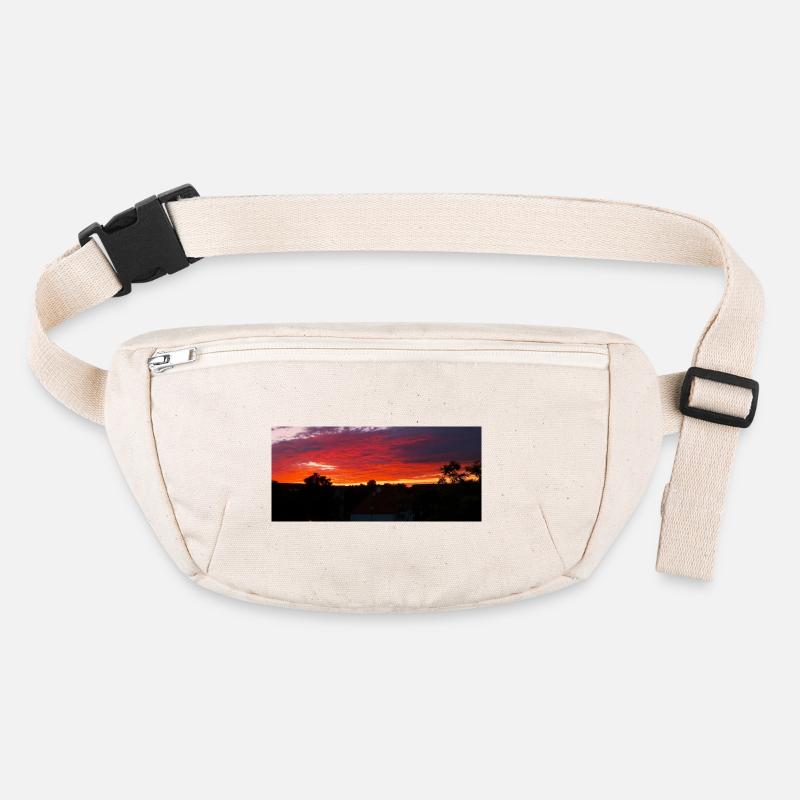 Sonnenuntergangs-Silhouette über Stadt Stanley/Stella recycelte Gürteltasche