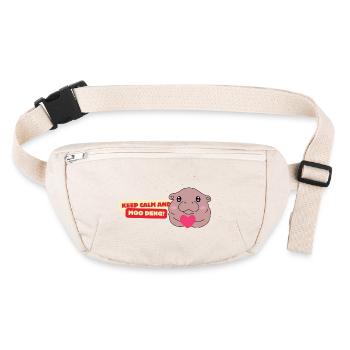 Moo Deng Loves You - Stanley/Stella recycelte Gürteltasche - Naturweiß - Vorne