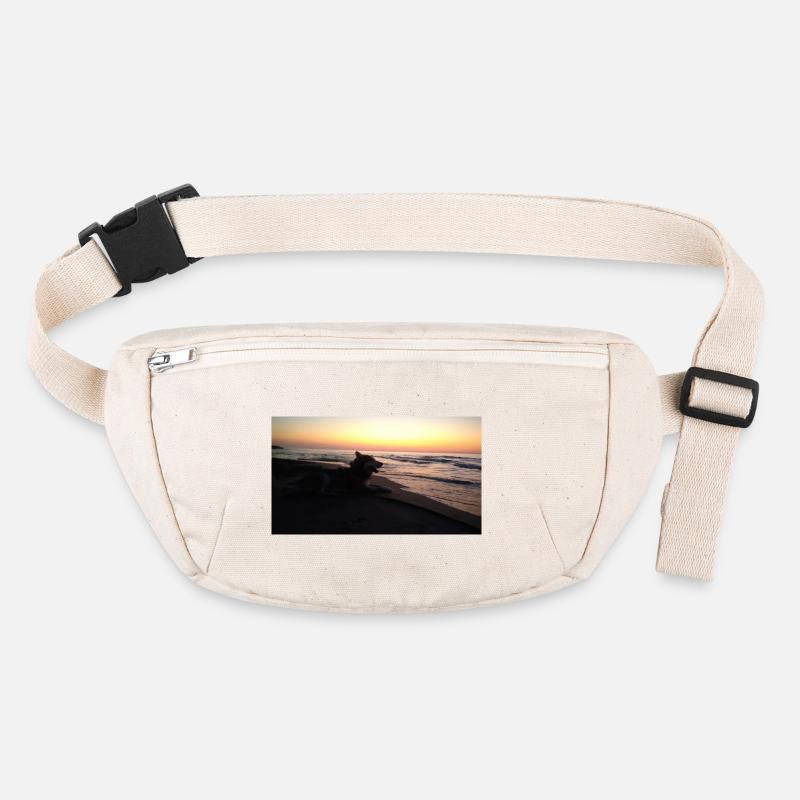Dog on the beach sunset Stanley/Stella recycled Hip Bag 