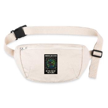 Grenzen sind Narben auf dem Antlitz des Planeten - Stanley/Stella recycelte Gürteltasche - Naturweiß - Vorne