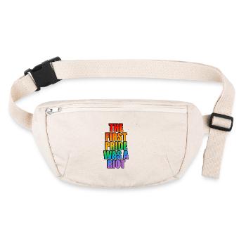 Die erste Pride war ein Aufstand - Stanley/Stella recycelte Gürteltasche - Naturweiß - Vorne