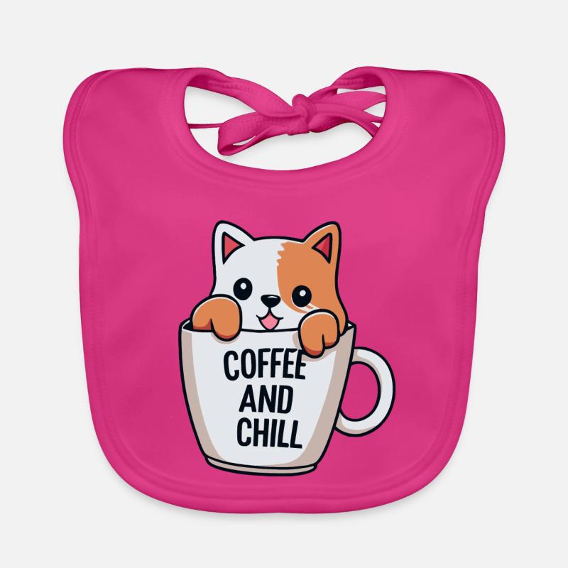 chat mignon dans la conception d’une tasse à café Bavoir bio Bébé