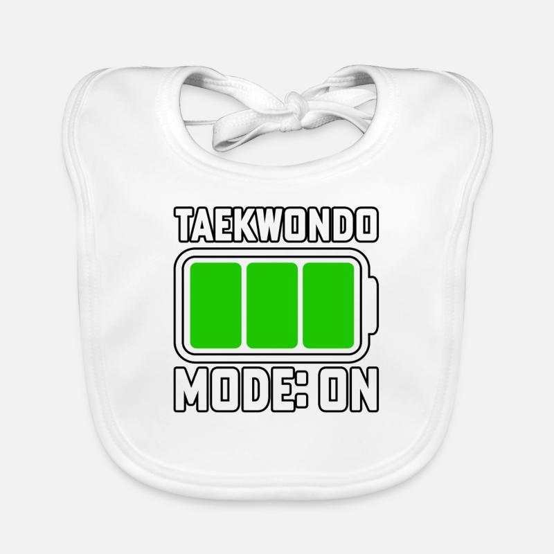 Taekwondo-Modus Ein Baby Bio-Lätzchen