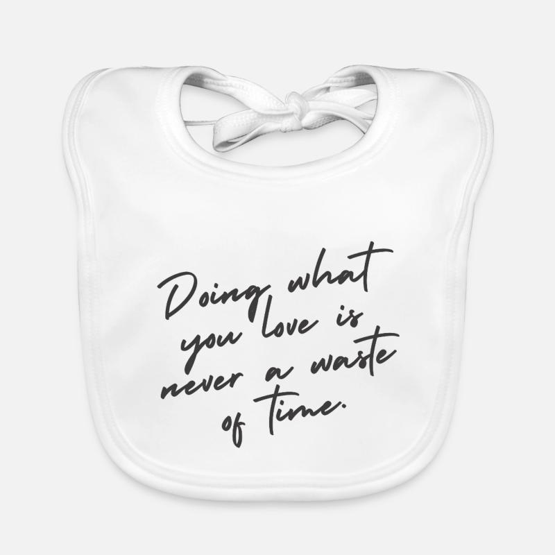Faites ce que vous aimez – Citation de lettrage à la main Bavoir bio Bébé