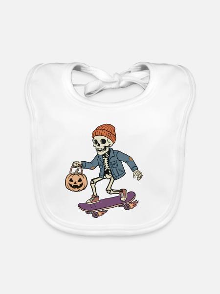 Skelett auf einem Skateboard – Halloween - Baby Bio-Lätzchen - Weiß - Vorne