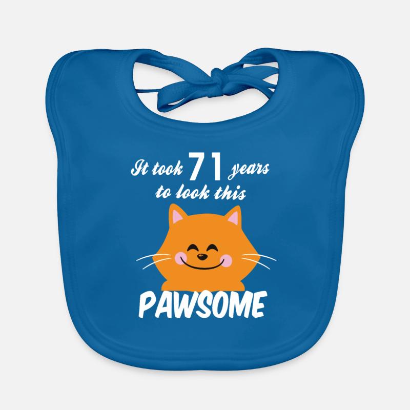 Il a fallu 71 ans pour regarder ce pawsome Bavoir bio Bébé