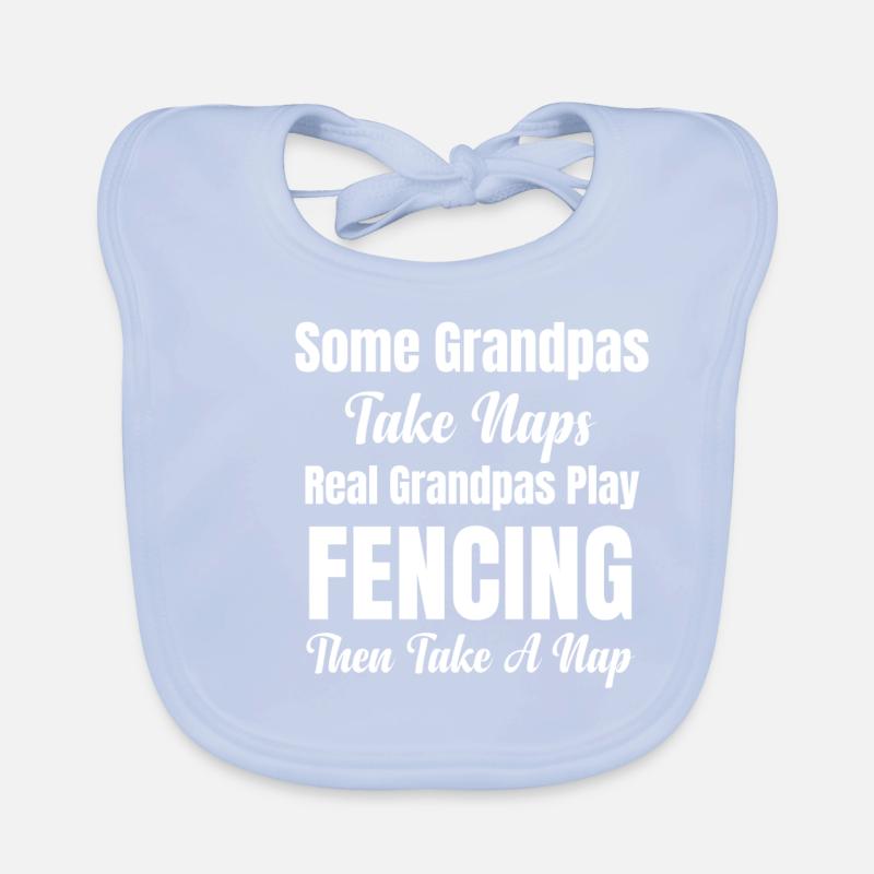 Einige Großväter Machen Ein Nickerchen. Echte Baby Bio-Lätzchen