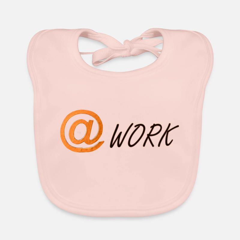 at-Symbol und das Wort work Baby Bio-Lätzchen