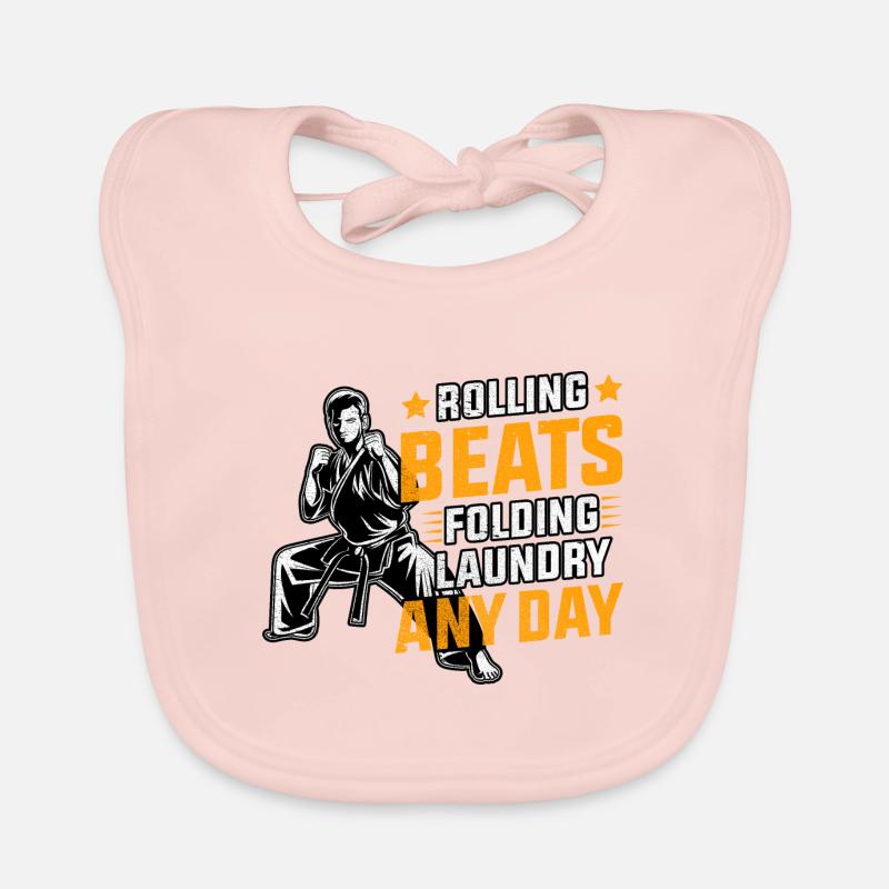 Rolling beats folding laundry any day Baby Bio-Lätzchen