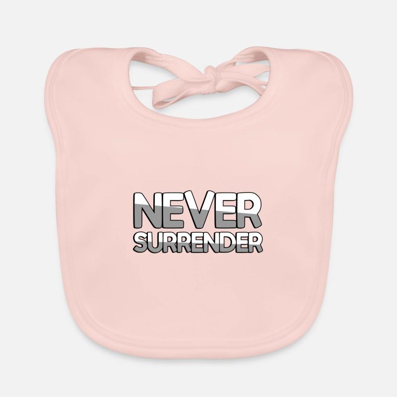 NEVER SURRENDER - Gaming Baby Bio-Lätzchen